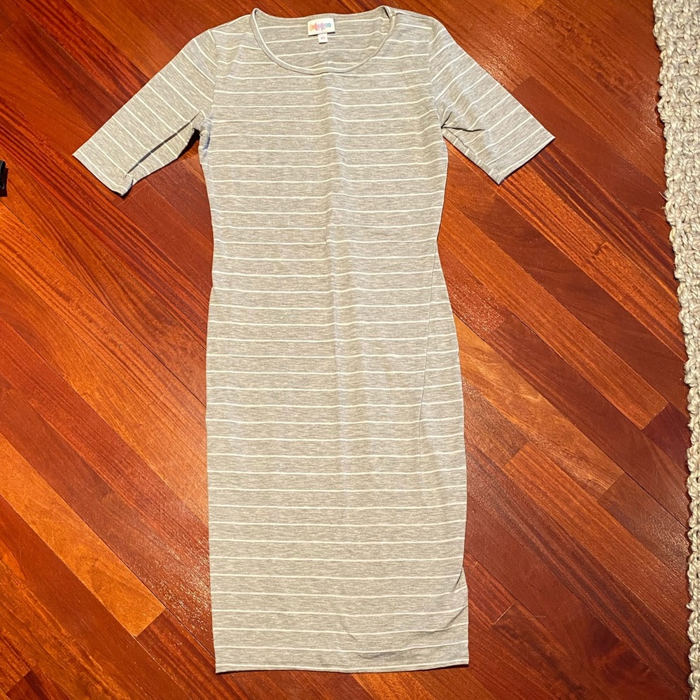 Grey and white bodycon dress